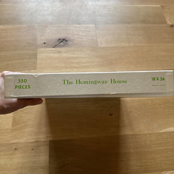 Ann Irvine Collection Earnest Hemingway House Jigsaw Puzzle 1983 Rare 550 pcs - Picture 4 of 11